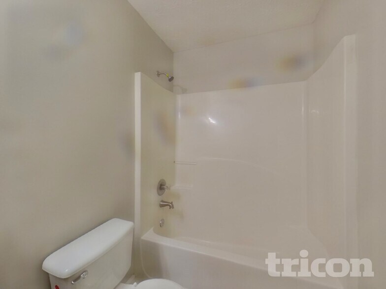 Building Photo - 176 Spring Walk Wy