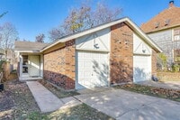 Building Photo - 2 Bed Duplex in Fairmount!