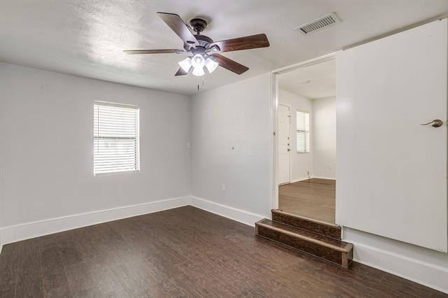 Building Photo - 5505 Thomas Ln