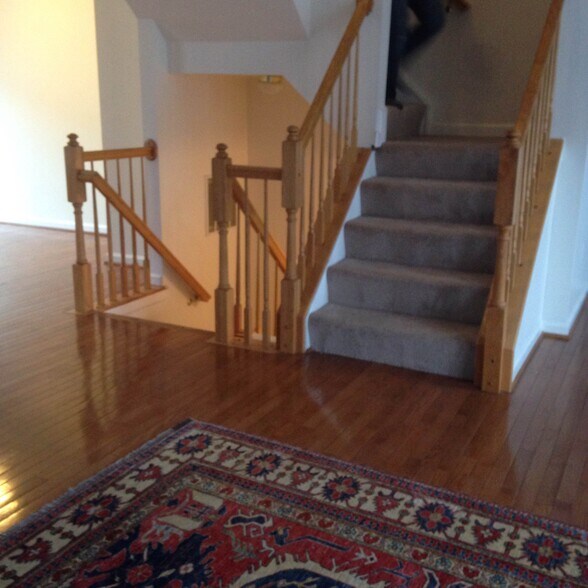 Building Photo - 6406 Lureta Ann Ln