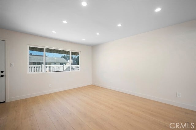 Building Photo - 9917 Marcus Ave