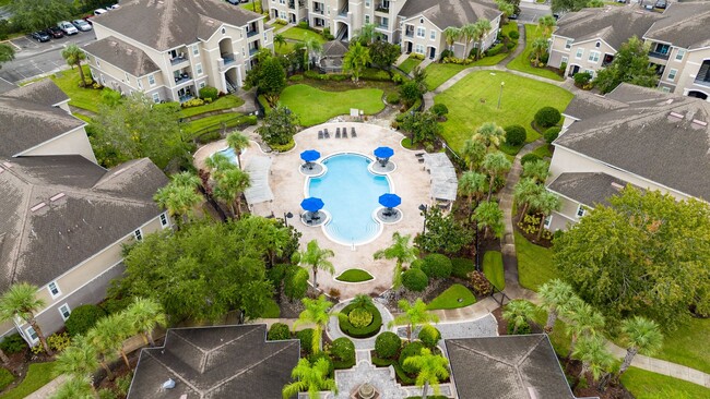 Building Photo - 2 Bedroom 2 bathroom  Condominium.
