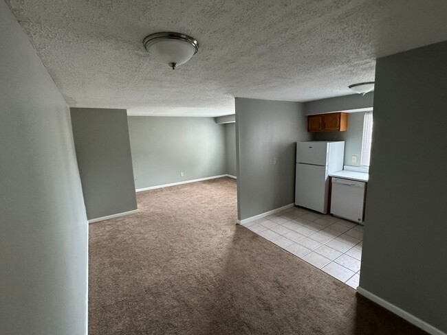 Building Photo - *Ask about our move-in specials!*  1 Bedro...