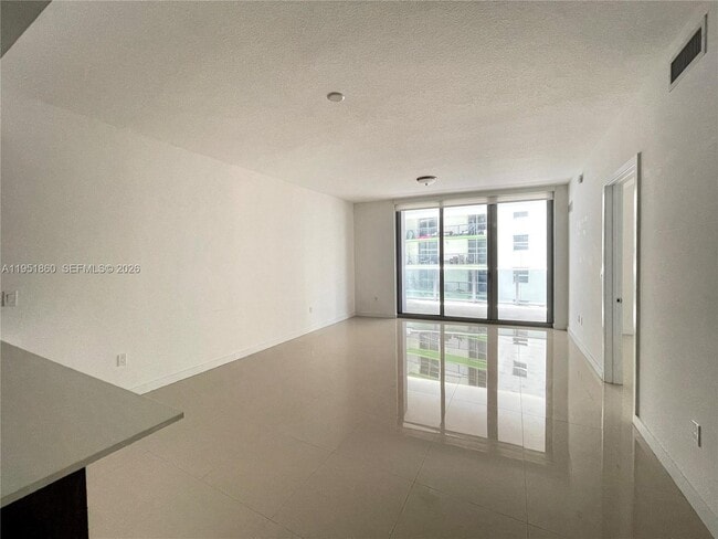 Building Photo - 488 NE 18th St