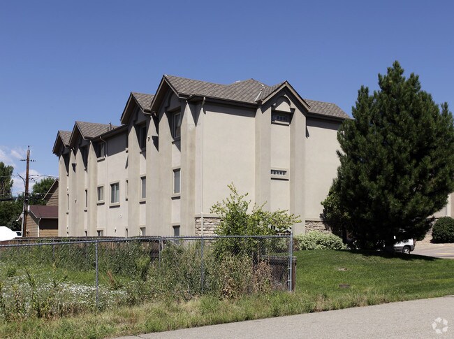 Building Photo - Greystoke Apartments