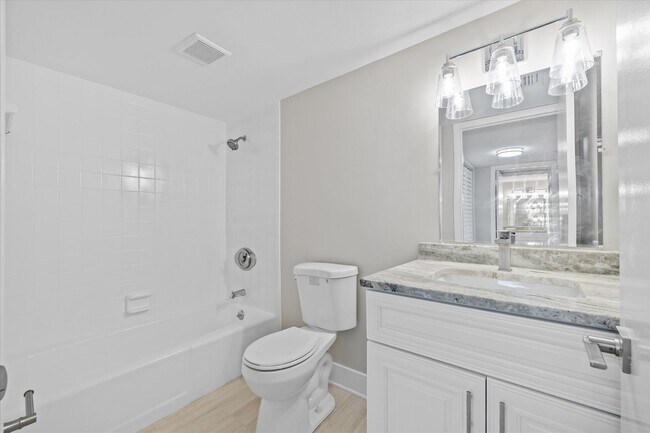 Building Photo - Luxury Waterfront Condo at Monte Carlo Tow...