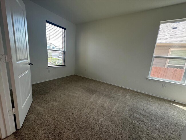 Building Photo - 14302 Honey Gem Dr