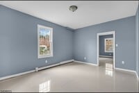 Building Photo - 568 Grove St