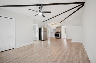 Building Photo - 4538 Greene St