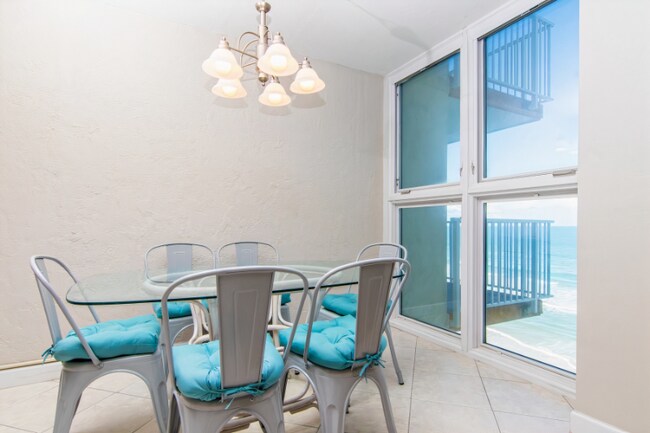 Building Photo - 5203 S Atlantic Ave