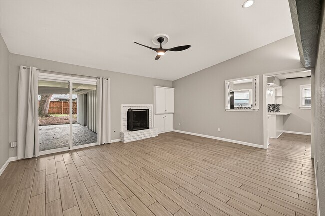 Building Photo - 4955 Wigton Dr