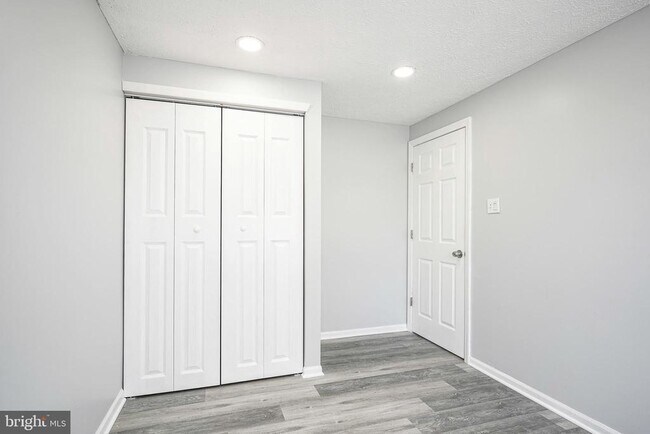 Building Photo - 53 Victoria Manor Ct