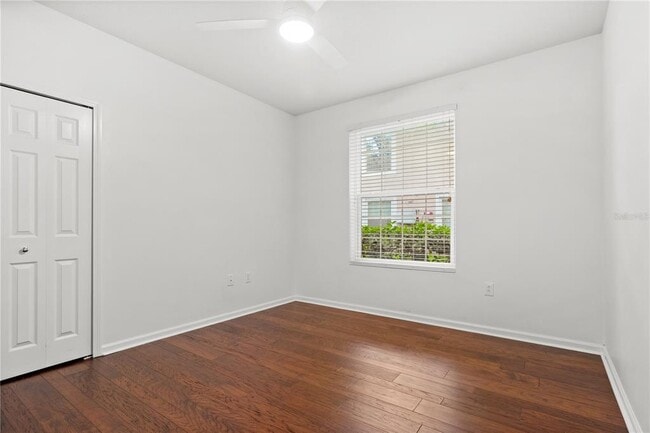 Building Photo - 852 Lantern Way
