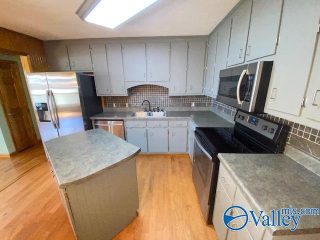 Building Photo - 93 Mountain View Dr