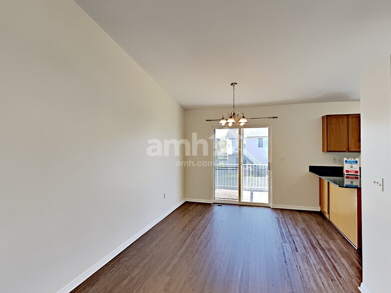 Building Photo - 2899 W 2125 S
