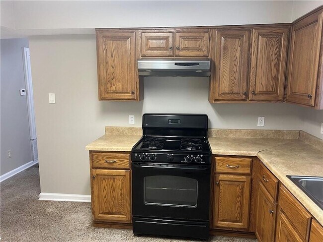 Building Photo - 7612 W Judge Perez Dr