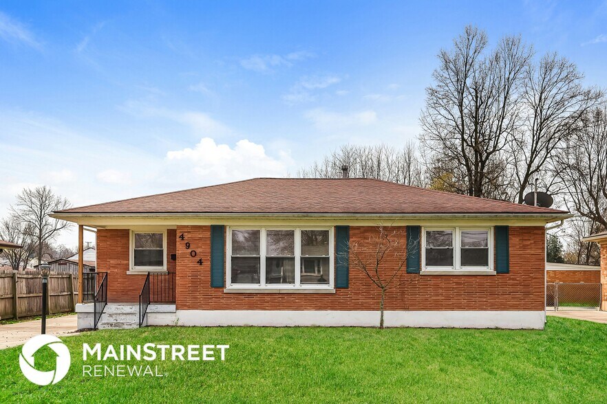 Building Photo - 4904 Paramount Dr