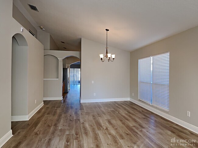 Building Photo - 10434 Soaring Eagle Dr