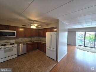 Building Photo - 9906 Bustleton Ave