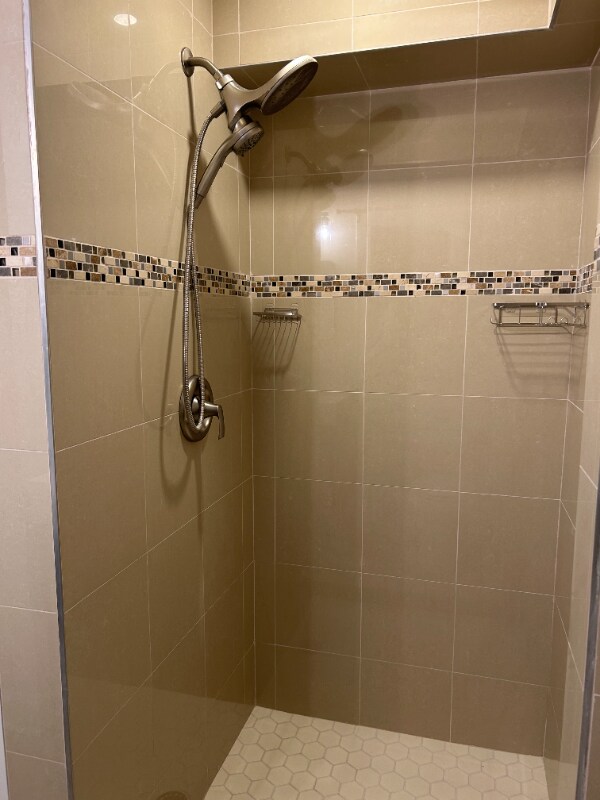 Building Photo - 1205 Jamestown Rd