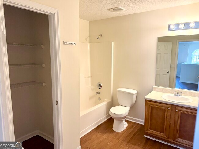 Building Photo - 1980 Sawgrass Dr