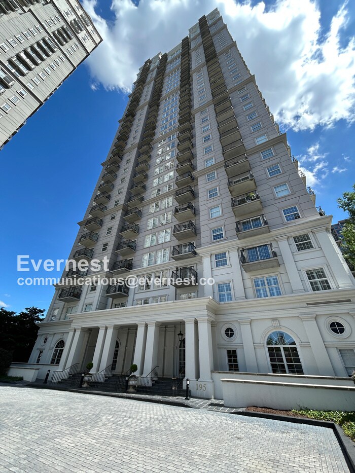 Building Photo - 195 14th St NE