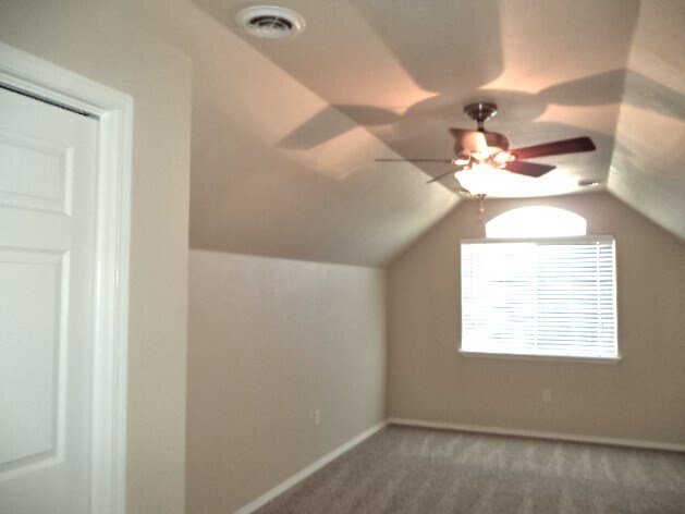 Building Photo - 11296 Tamsworth Dr