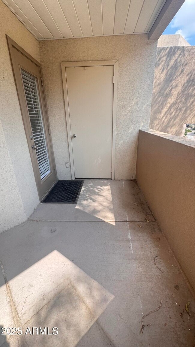Building Photo - 4850 E Desert Cove Ave