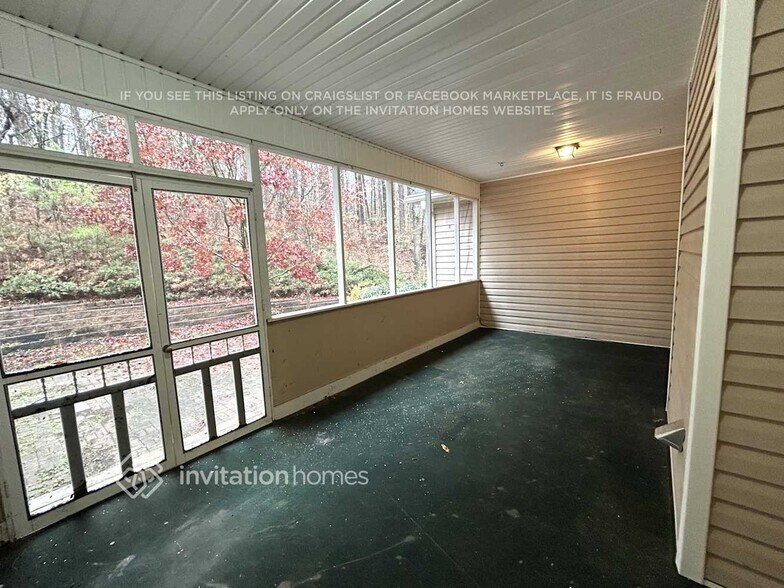 Building Photo - 30 Rainey Ridge