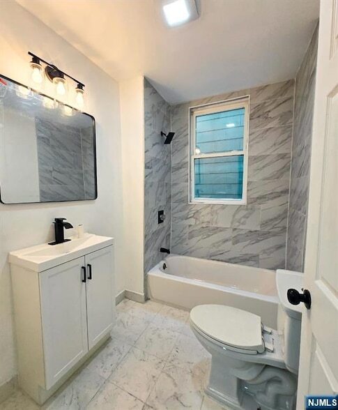 Building Photo - 872 S 16th St