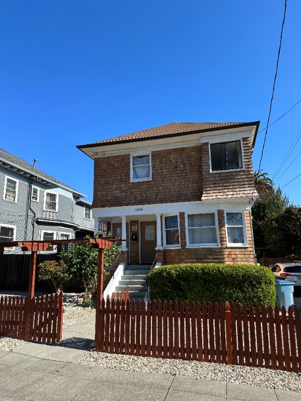 Building Photo - 2605 Fulton St