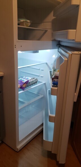 Building Photo - 162 Lancaster Rd