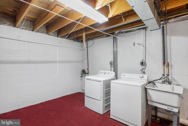 Building Photo - 515 S 10th St