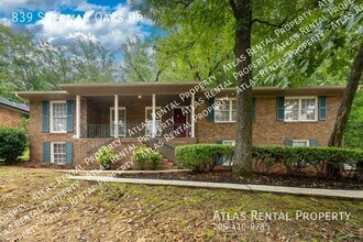 Building Photo - 839 Sherman Oaks Dr