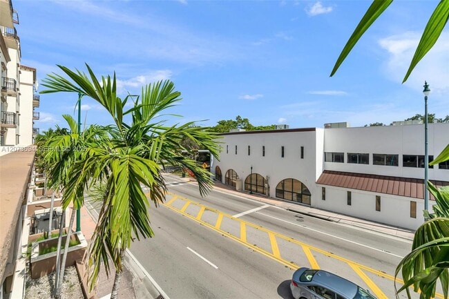 Building Photo - 5271 SW 8th St