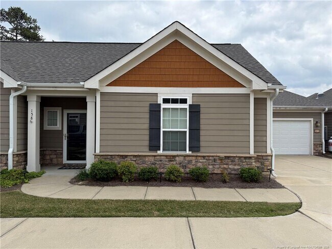 Building Photo - 158 Nandina Ct