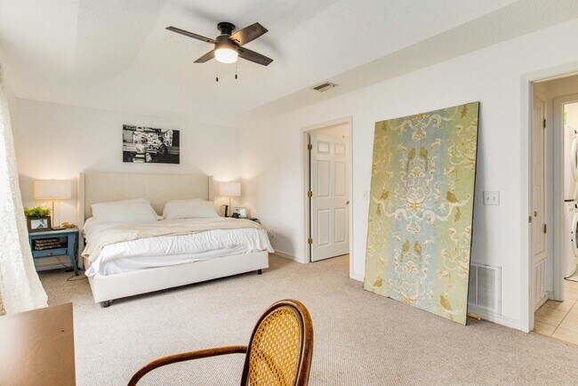 Building Photo - Available first week of May!