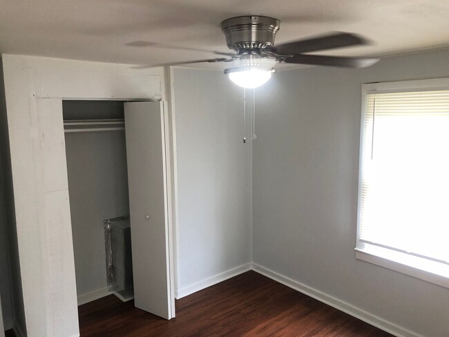 Building Photo - Beautiful Remolded Home Near Downtown Spar...