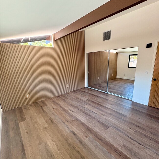 Building Photo - 8842 Quakertown Ave