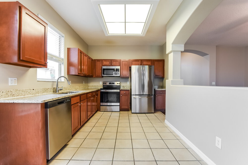 Building Photo - 1600 The Oaks Blvd