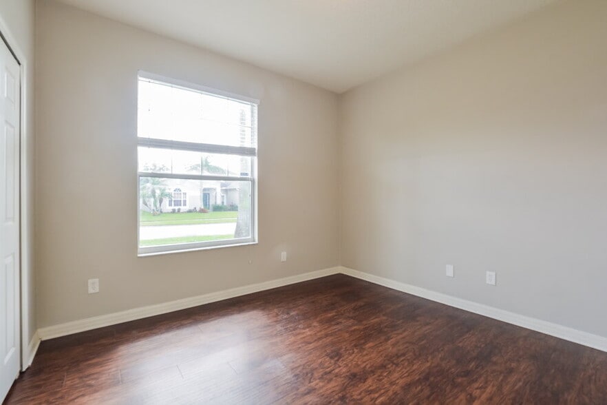 Building Photo - 13836 Old Dock Rd