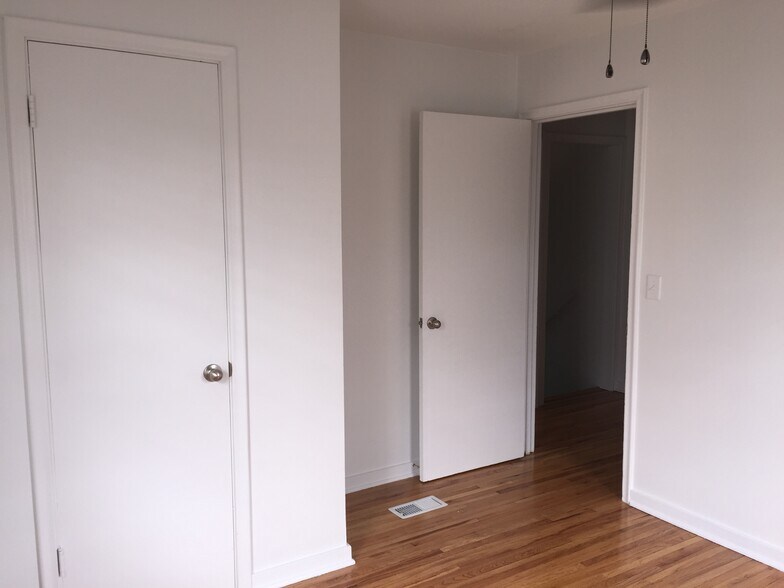 Building Photo - 3444 N 48th St