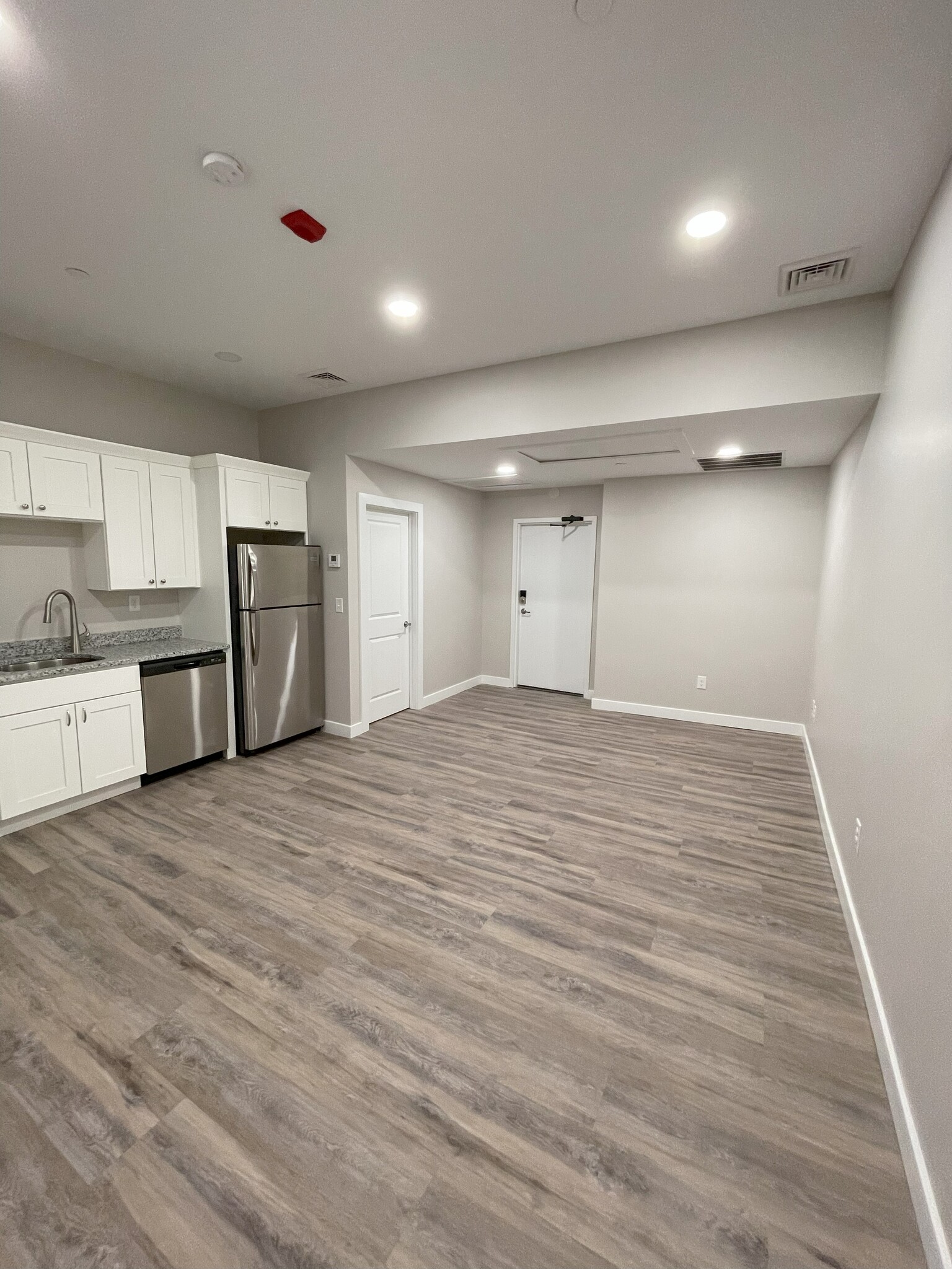 Building Photo - The Residences at 62 Lowell Street