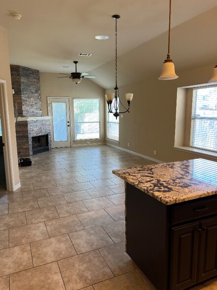 Building Photo - 6135 Wood Bayou