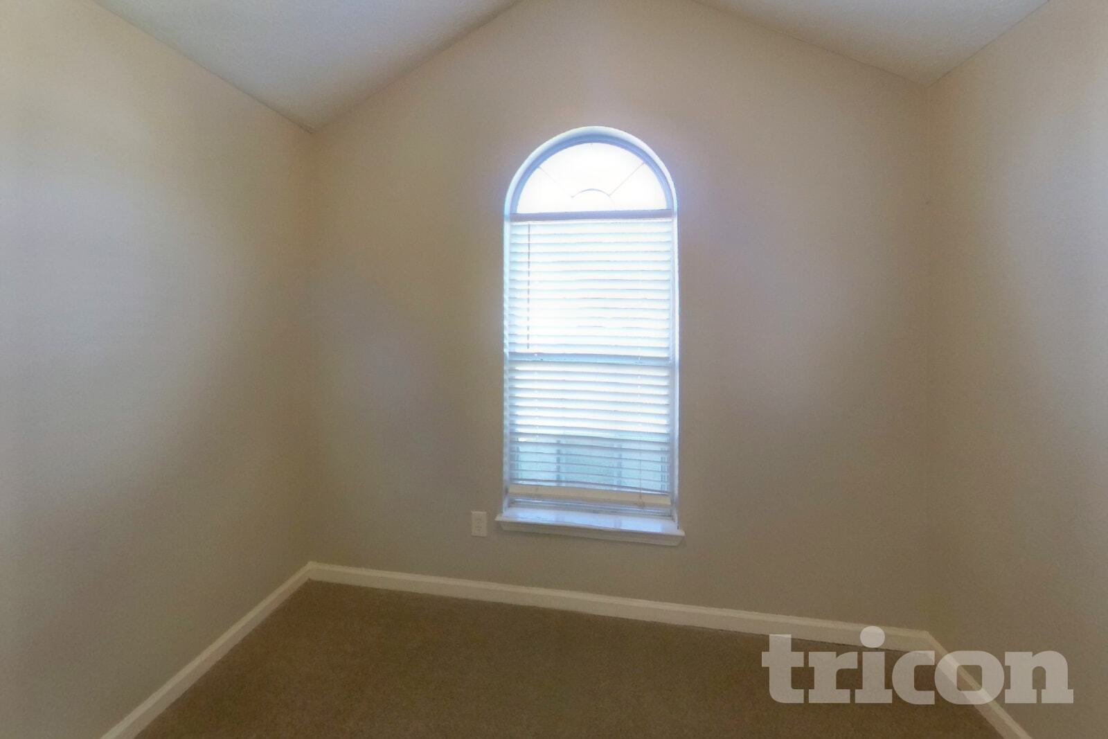 Building Photo - 1411 Pebble Ridge Ln
