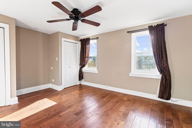 Building Photo - 2443 E Cumberland St