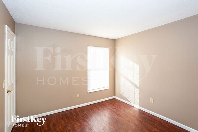 Building Photo - 12645 Roan Ln