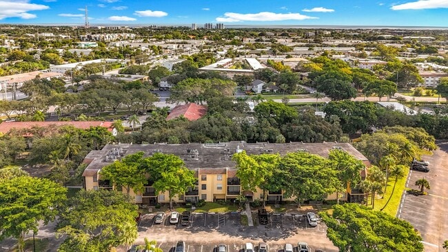 Building Photo - Beautiful 2 bedroom 2 bath Condo in Boca Raton, close to FAU