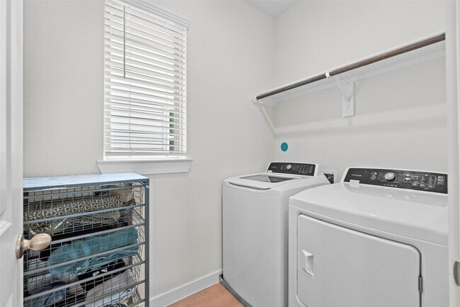 Building Photo - 31931 Abington Vlg Wy