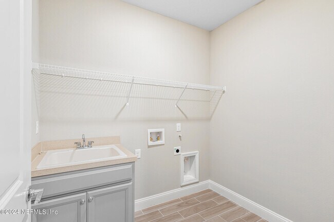 Building Photo - 61 Lily Landing Dr